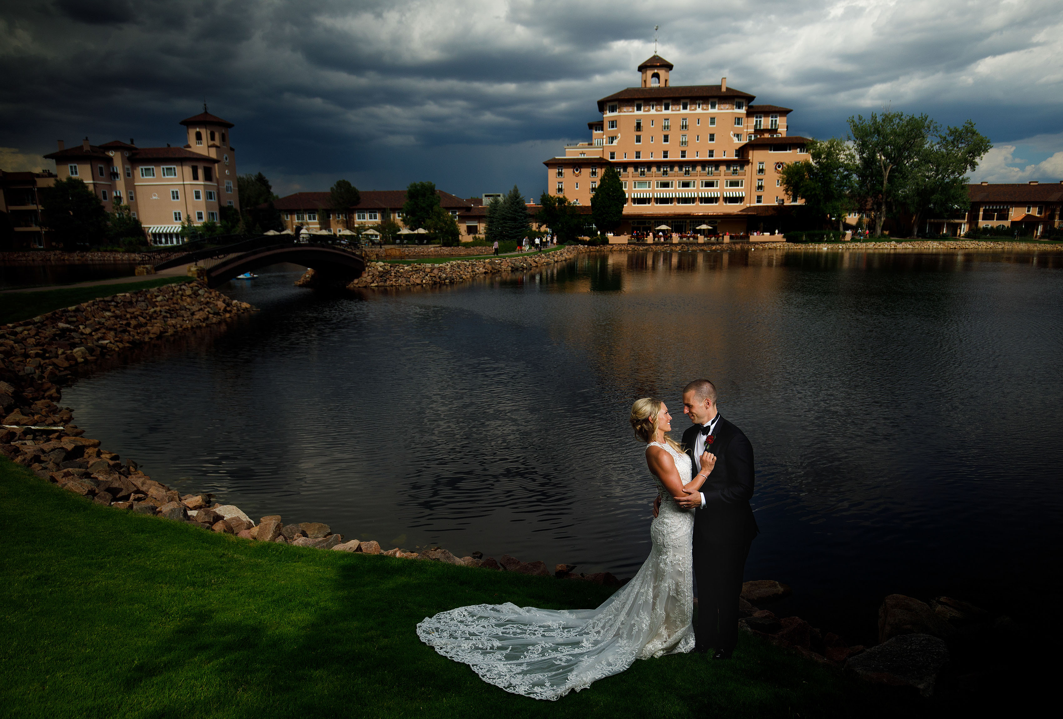 Catholic Colorado Springs Wedding | Kinsey & Sam